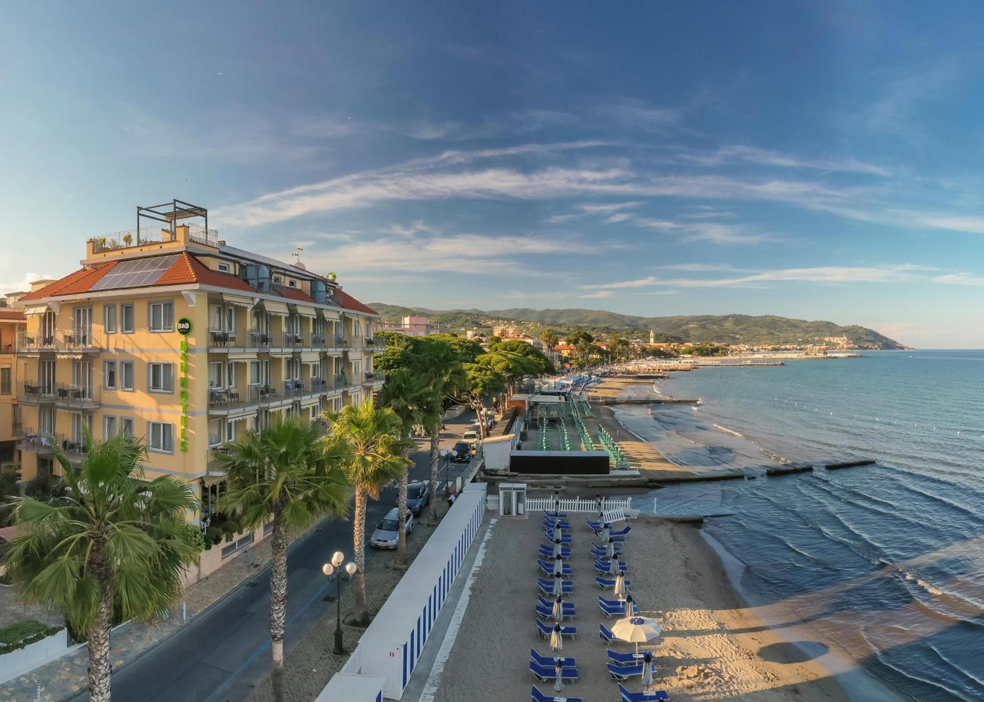 B&B Hotel Diano Marina Palace Dış mekan fotoğraf